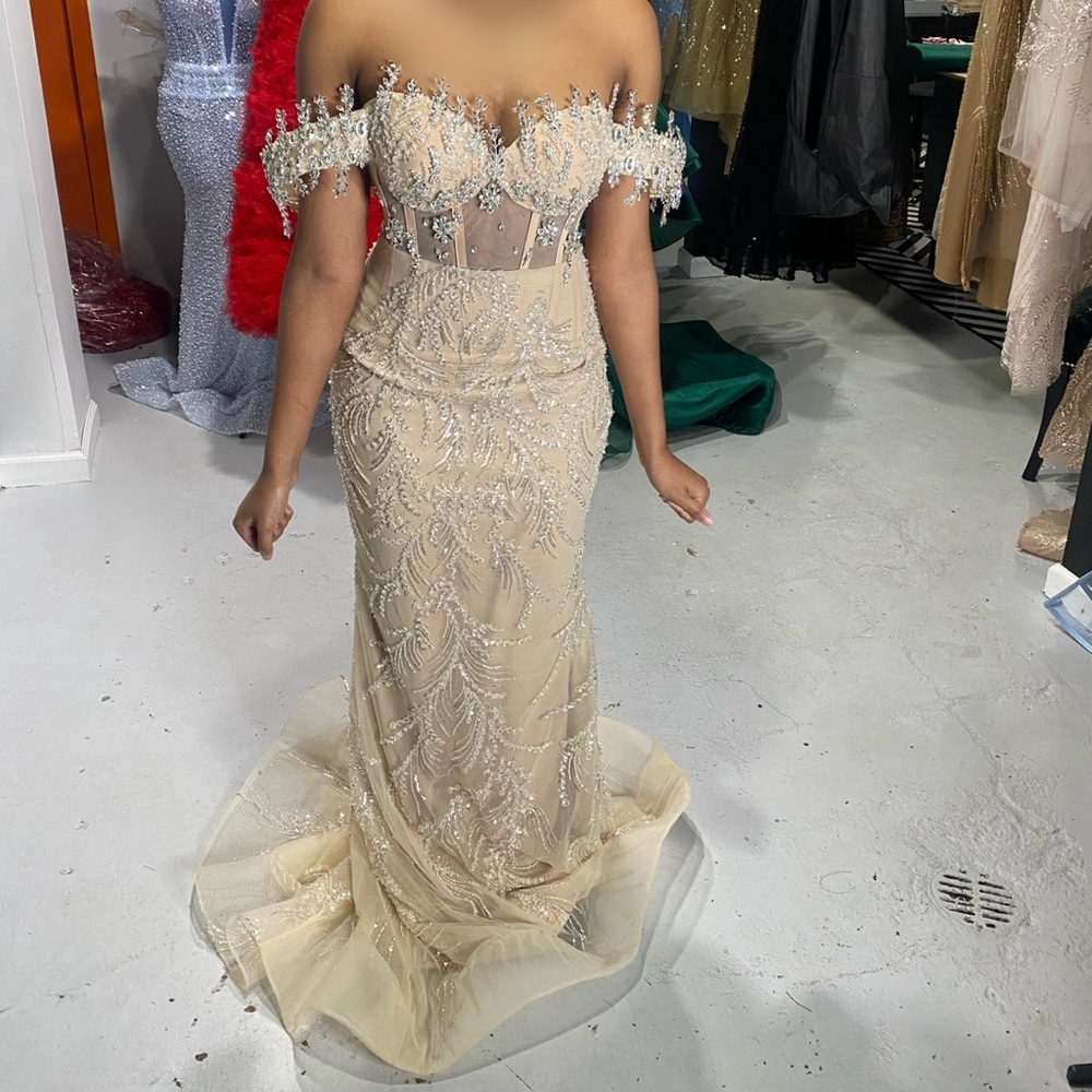 Elegant Cream Off-Shoulder Prom Dress